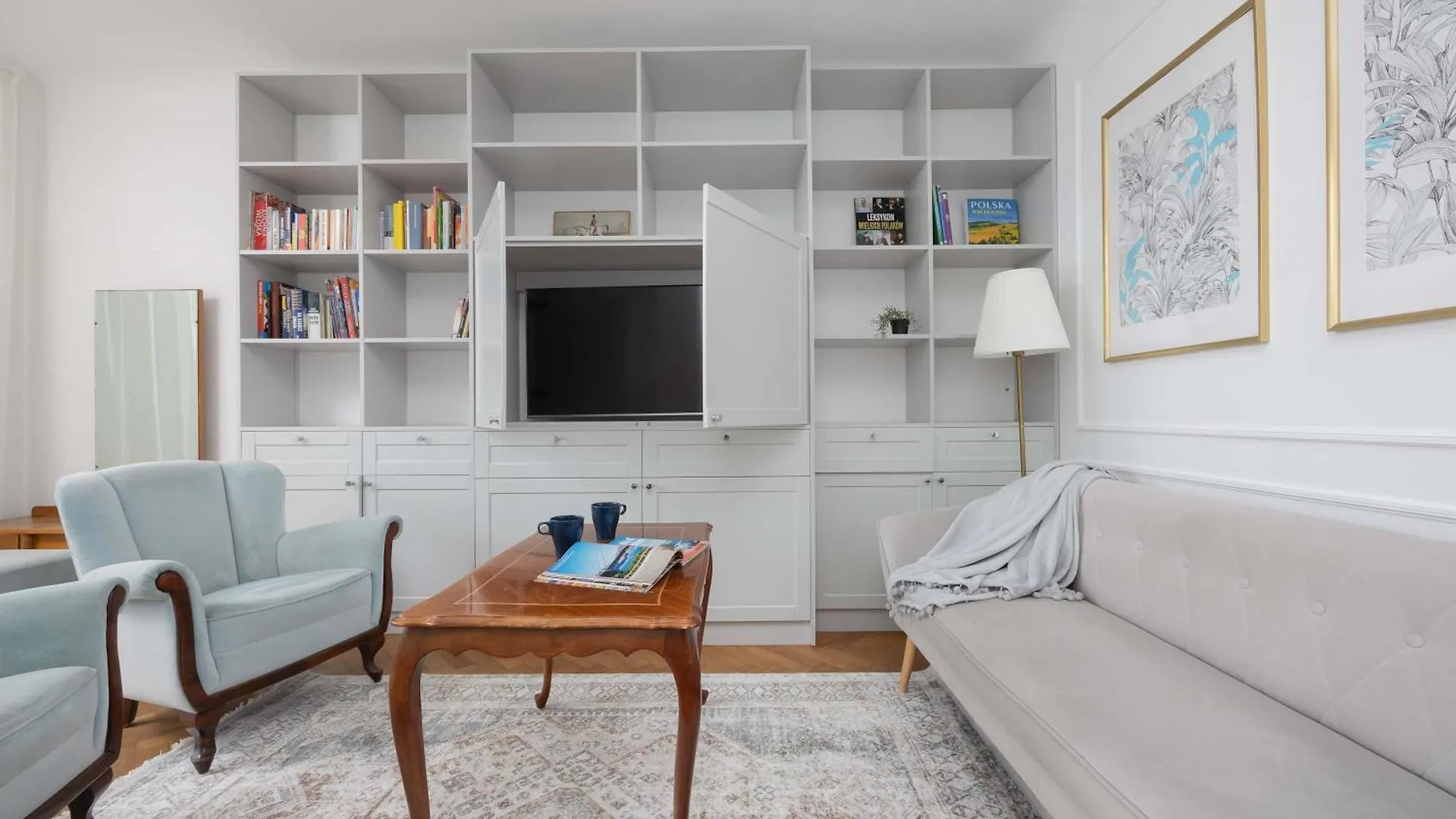 Warsaw Central Apartment By Noclegi Renters
