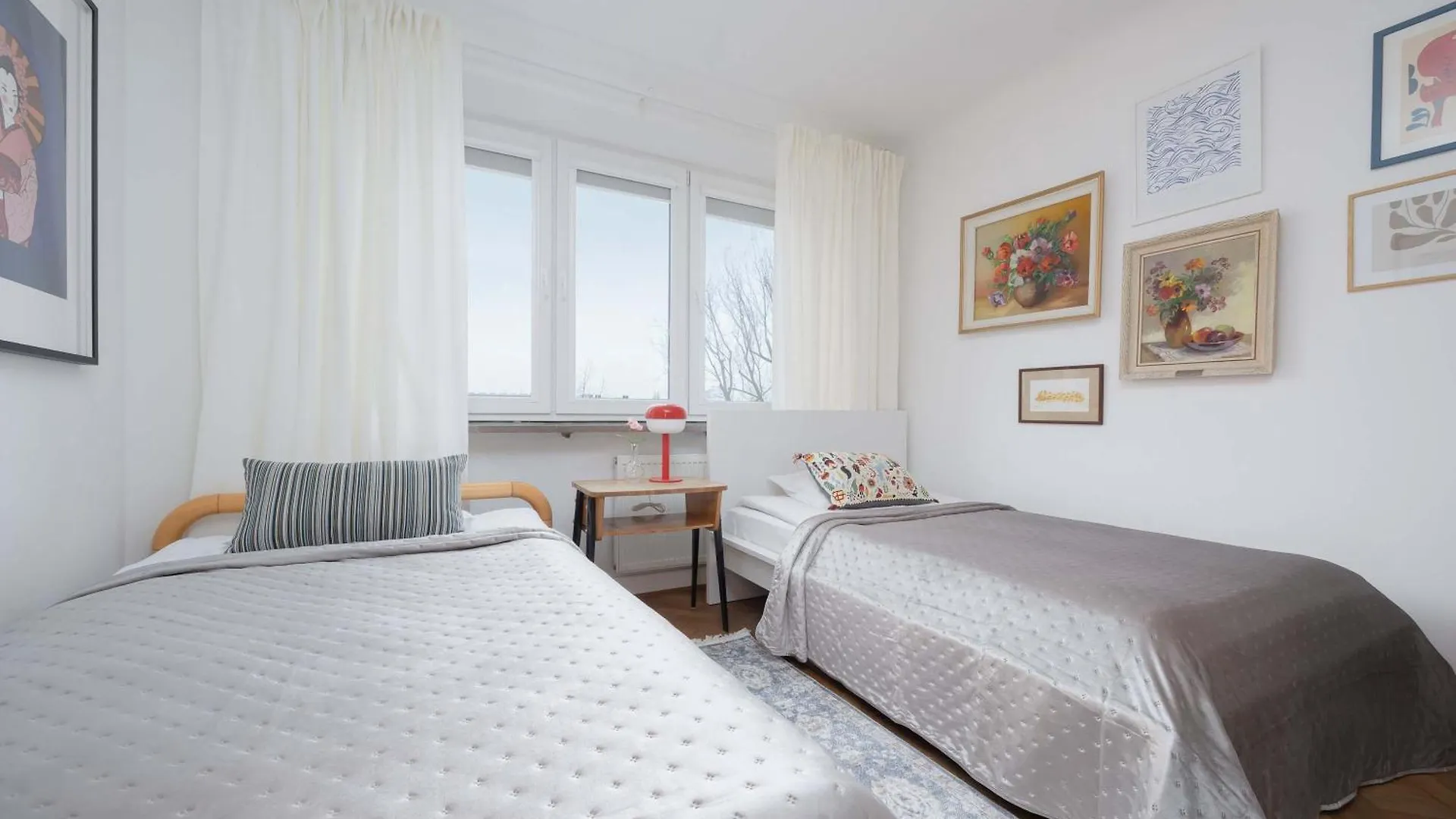 Warsaw Central Apartment By Noclegi Renters Polonya
